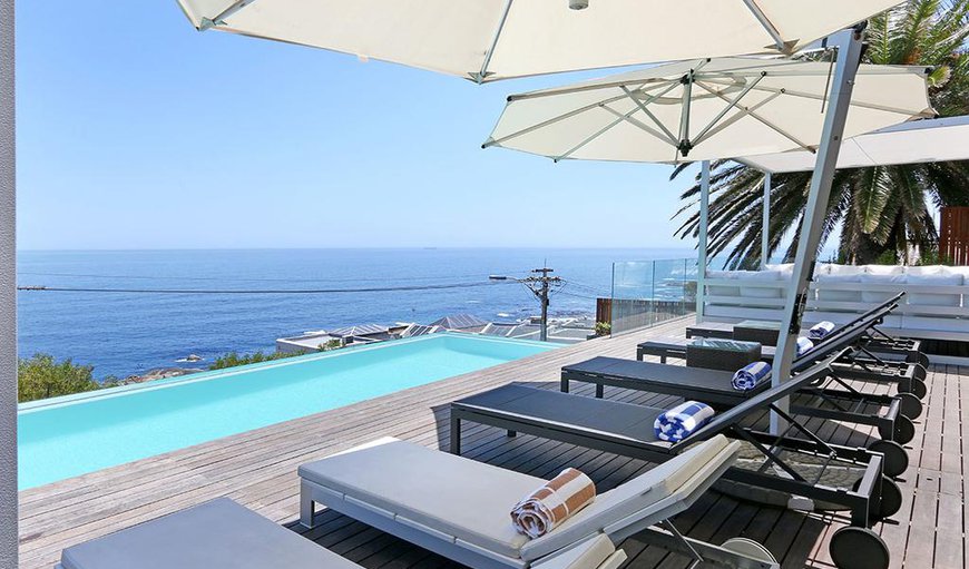 Villa Dolce Vita is a modern self catering villa situated in Camps Bay.