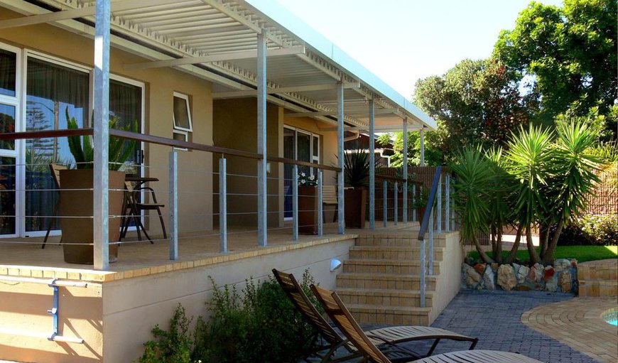 Hajo's Lodge & Tours is a beautifully furnished bed and breakfast guesthouse situated in the suburb of Milnerton.