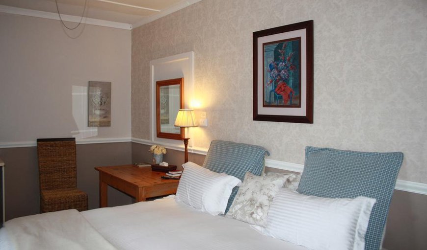 The West Wing : The West Wing - This is our largest room, offering a king size bed and a TV with selected DStv channels, as well as a kitchenette with a fridge, microwave, kettle and toaster.