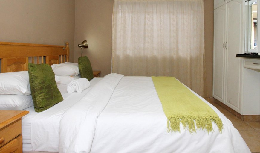 Self catering Unit: Self catering Unit - The one bedroom has a double bed, while the other has 2 single beds
