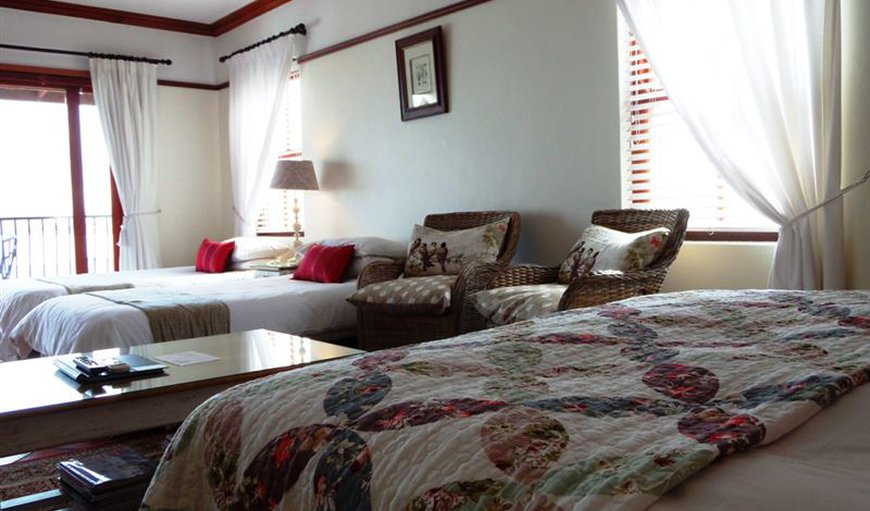 Family Room with sea view: Bedroom with 2 double beds