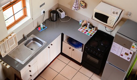 4 Sleeper Cottages: Cottage 1 - 6 fully equipped kitchen for self catering