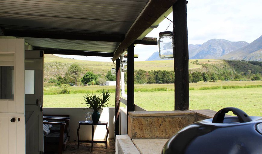 Rustic Cottage: The Rustic Cottage provides a completely different experience to Arumvale's other guest suites. Originally a farm labourers cottage, it has been tastefully converted into a well-equipped, rustic guest cottage situated in the corner of Arumvale's extensive gardens.