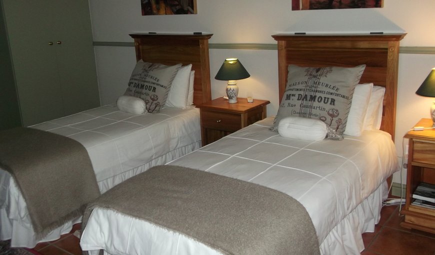 Room 6 Self Catering Twin beds photo 17