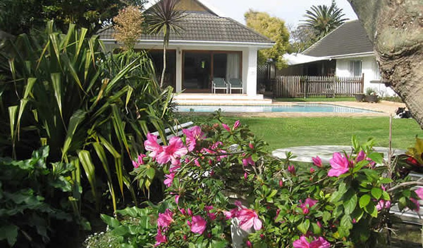 Welcome to Wilmot Cottages in Summerstrand, Port Elizabeth (Gqeberha), Eastern Cape, South Africa
