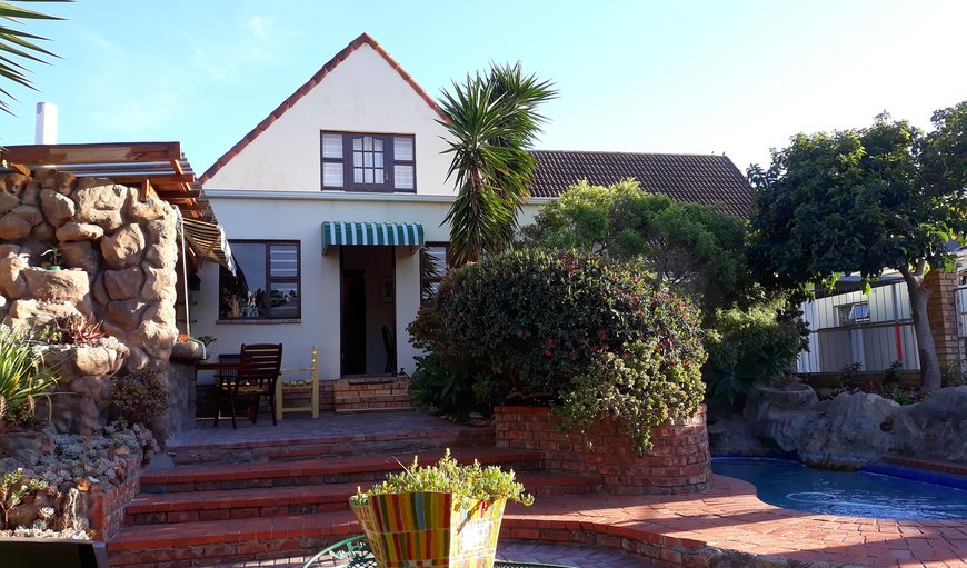 Welcome to Albert Road Garden Guest House in Walmer, Port Elizabeth (Gqeberha), Eastern Cape, South Africa