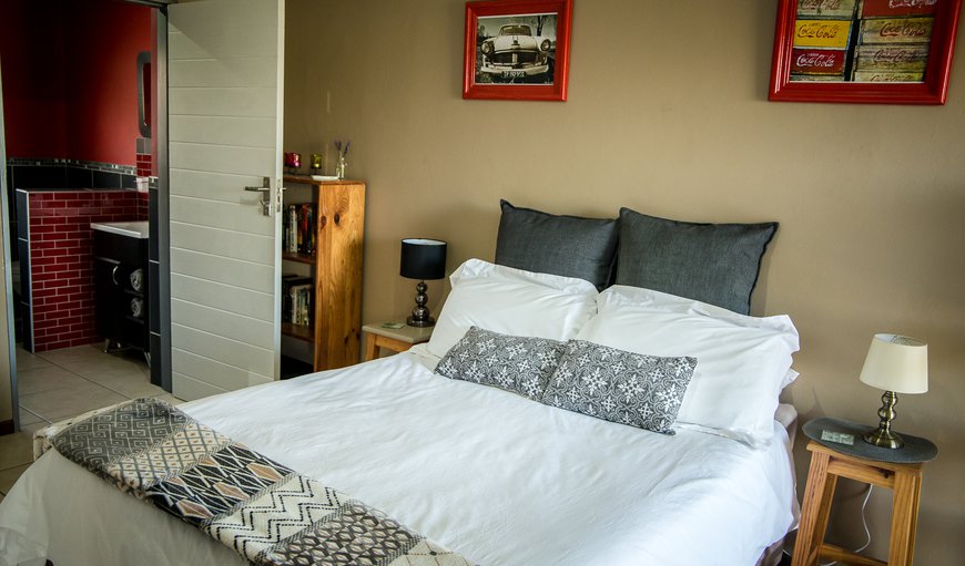 Schoemanshoek downstairs apartment: Double bed