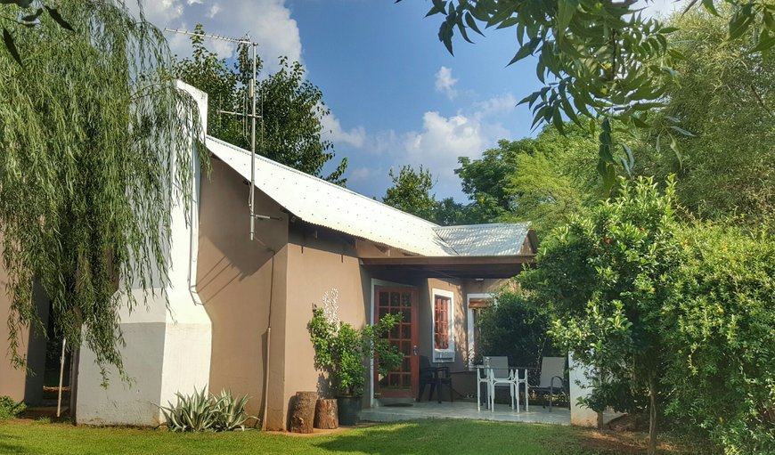 Welcome to Browns Cabin and Cottage in Skeerpoort, Hartbeespoort, North West Province, South Africa