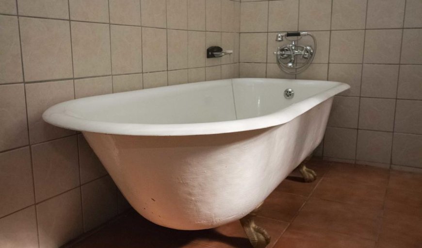 Double room: Double Room's bath tub