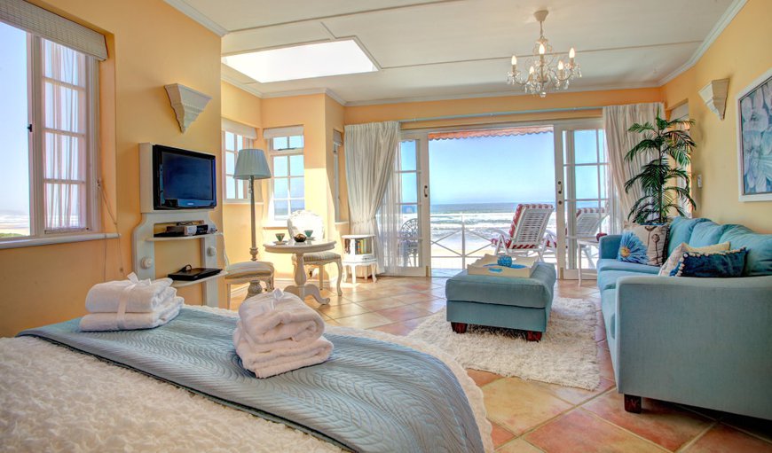 Ocean Suite: Ocean suite bedroom with sea view.