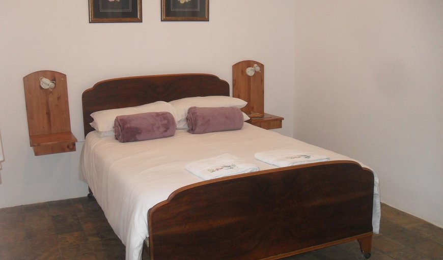 Self-catering - Unit Four: Bed
