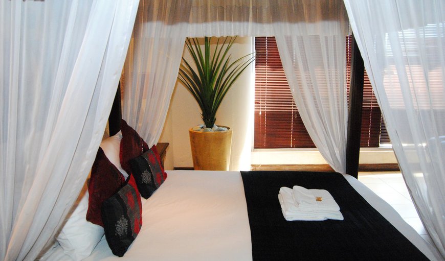 Honeymoon suite: Honeymoon Suite - Bedroom