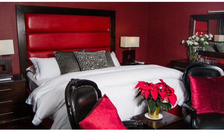 Luxury Red Room: Luxury Red