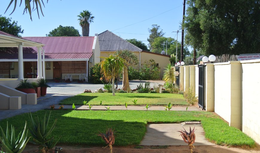Welcome to Lombards Guest House in Vanrhynsdorp, Western Cape, South Africa