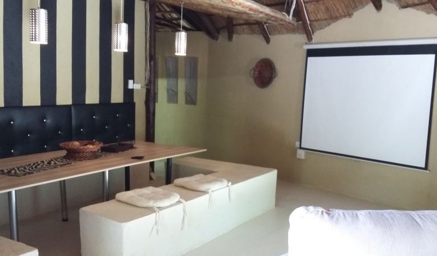 7 x Bedroomed UBUNTU Holiday Home: 14 x Sleeper Ubuntu Safari Lodge