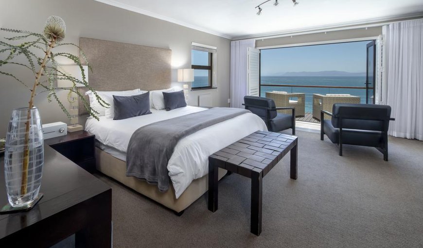 North room: The North Room is light and roomy, with comfortable armchairs that look onto Walker Bay.