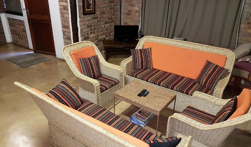 Family Self-Catering Chalet (3 Bedroom): Three Bedroom Chalet Lounge