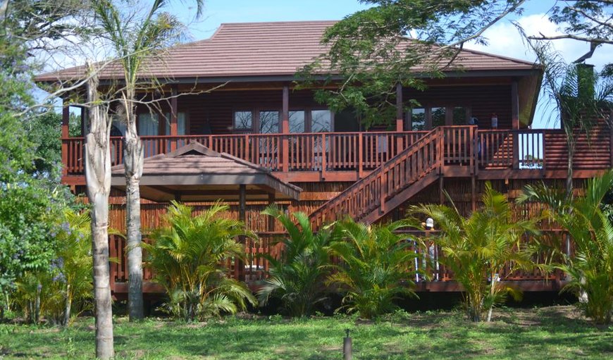 Welcome to Monzi Safari Lodge in St Lucia, KwaZulu-Natal, South Africa