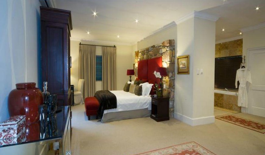 Executive room: Large Spacious Bedroom