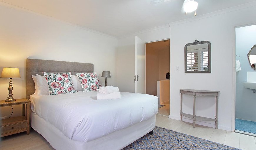Luxury Self-catering Apartment: Bedroom