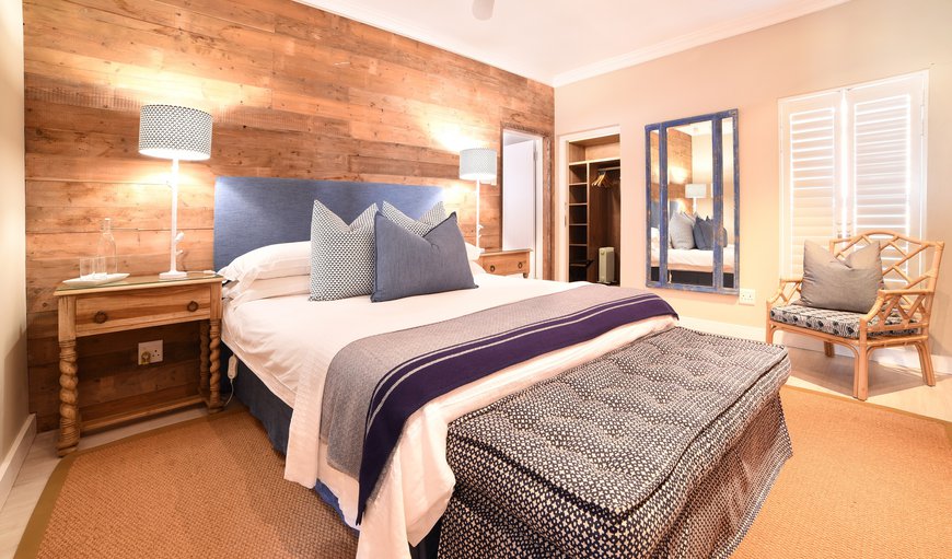 The Luxury Suite Upstairs 1 offer a large en suite bathroom and a king size bed with luxury linen