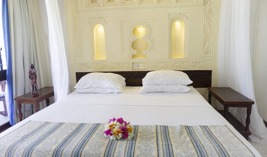 Sea Facing Room: Sea facing room with a double bed.