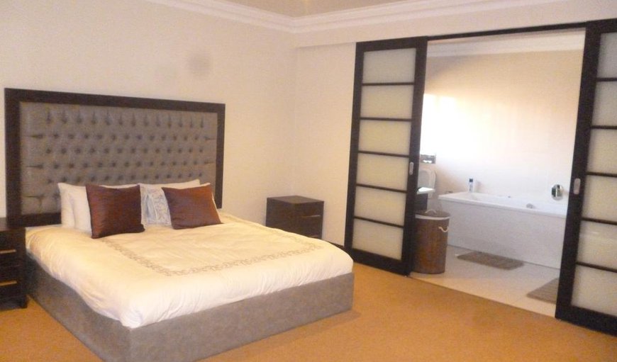 3  Umsinsi Zimbali Estate: Bedroom
