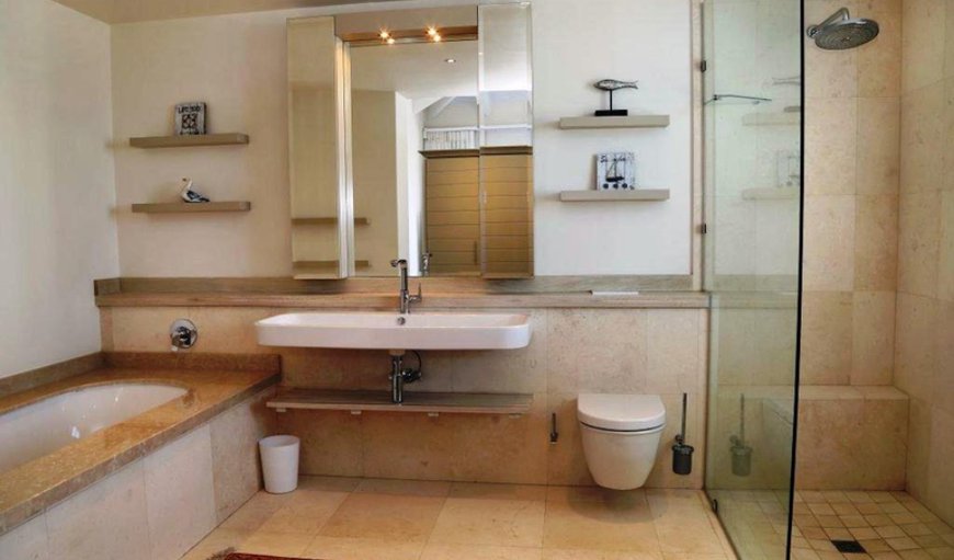 Hermanus Vista: Luxurious Bathroom