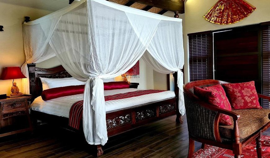 Luxury Pool Villa: Bedroom with King Size Bed