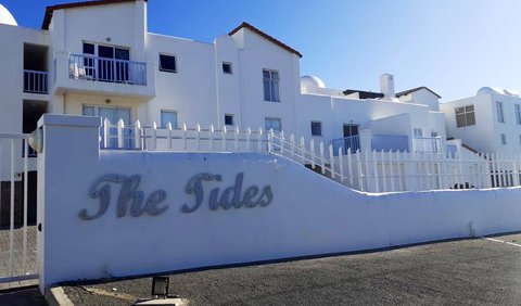25 The Tides: Exterior