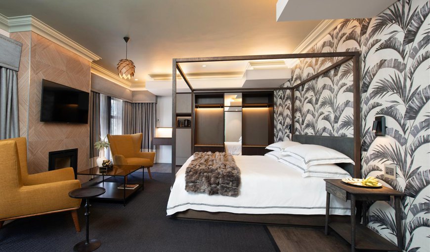 Premier Suite: Bed