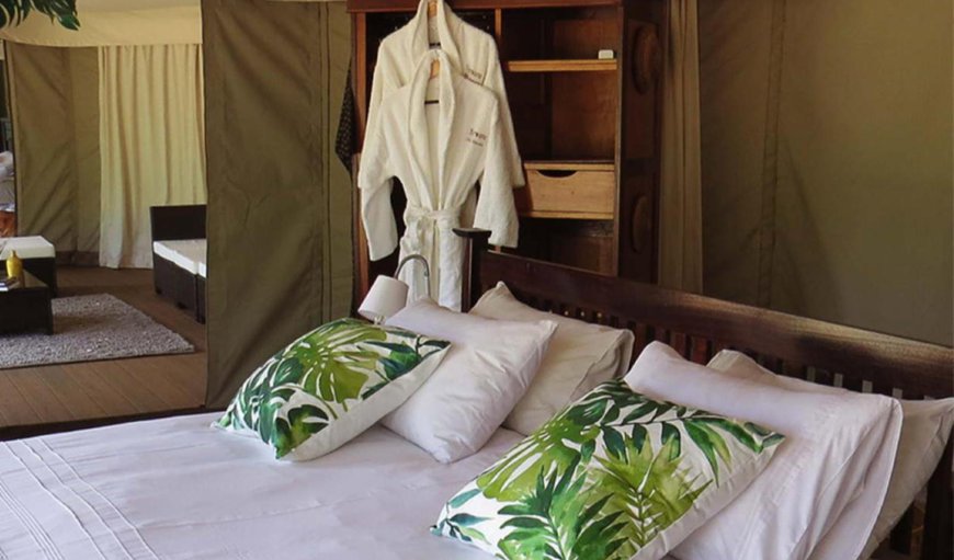 Luxury Safari Tent: Bed