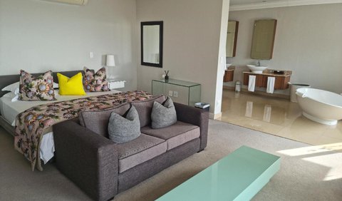 King Protea Suite: Photo of the whole room