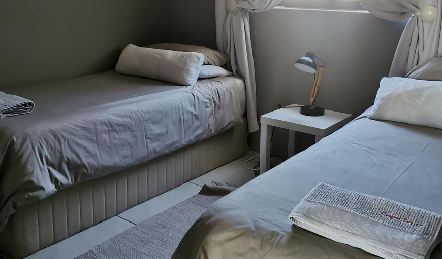 Seaview Apartment: Bed
