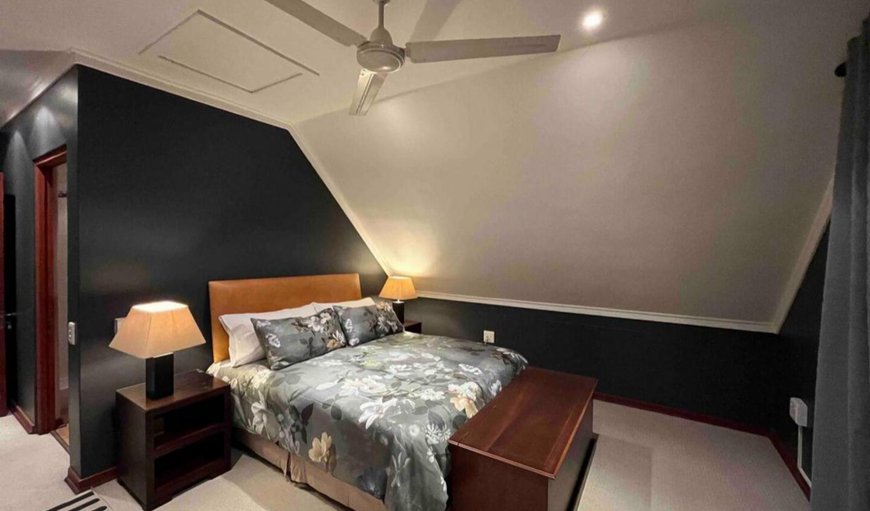 Standard Loft Apartment: Bed