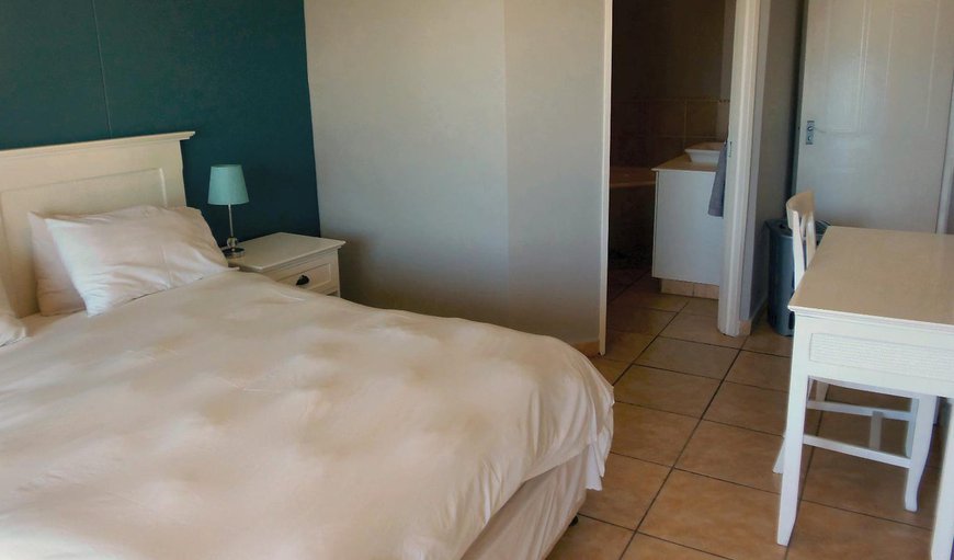 Santorini 406A: Bedroom