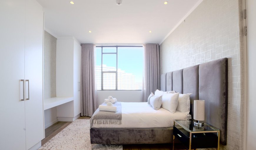 Fifth Floor Luxury Apartment: Bed