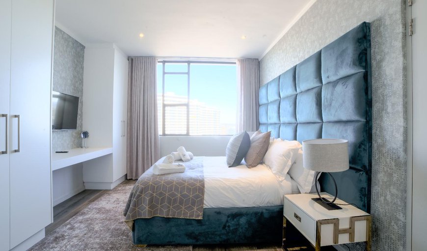 Sixth Floor Luxury Apartment: Bed