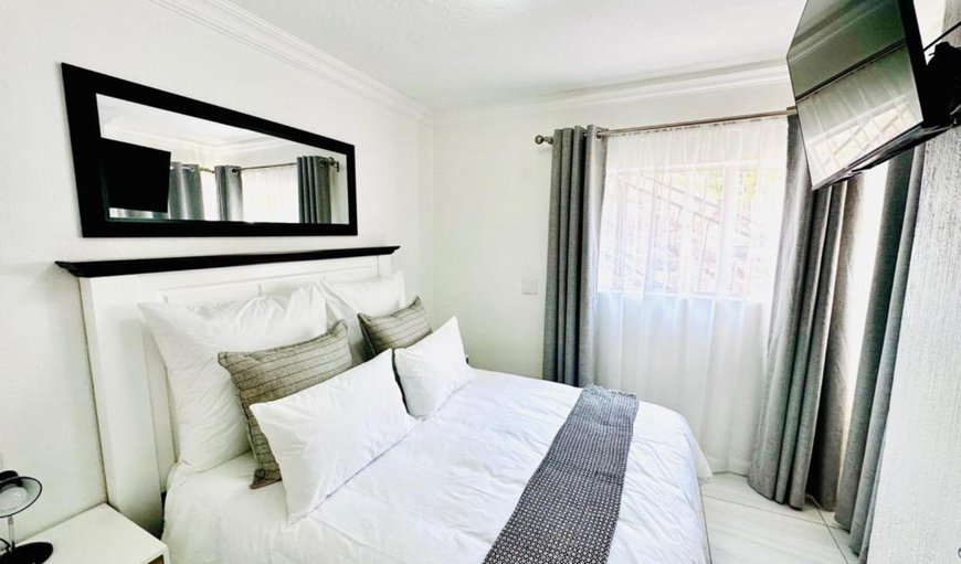 HotelVibes Ferndale Unit9 Self Catering: Bed