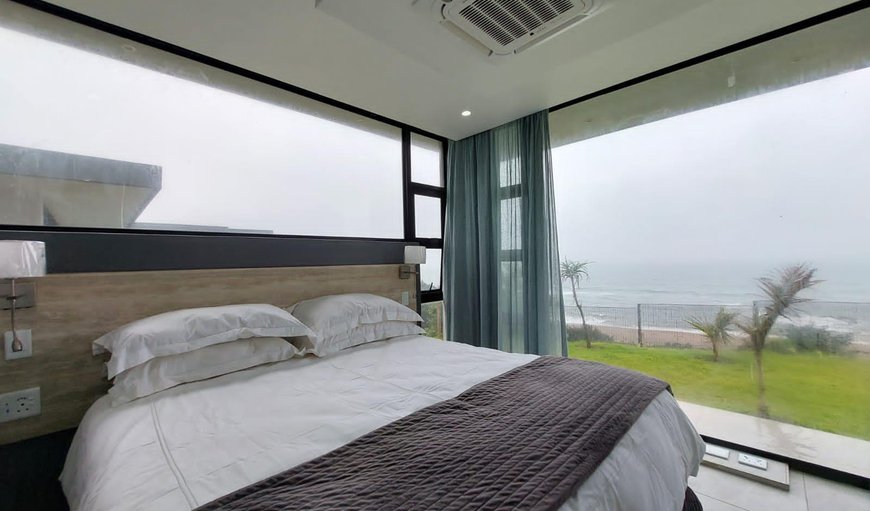 Premium Self-catering Two Sleeper Villa: Bed