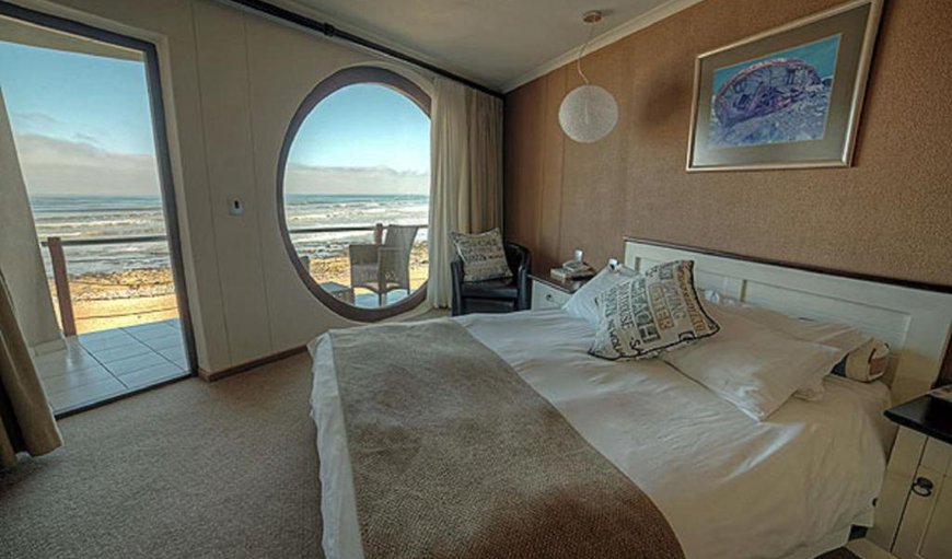 Luxury Double Room: Luxury Double Room -  Bed