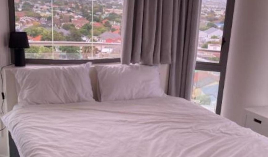 Superior 3-bedroom Apartment: Bed