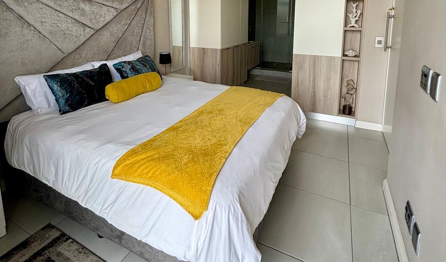 Luxury One-bedroom Apartment: Bed