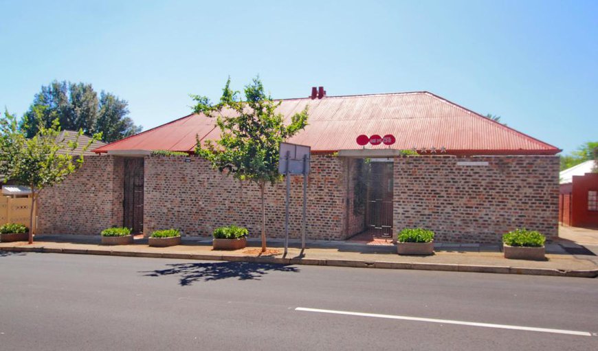 Welcome to Motel Mi Pi CHi in Melville, Johannesburg (Joburg), Gauteng, South Africa
