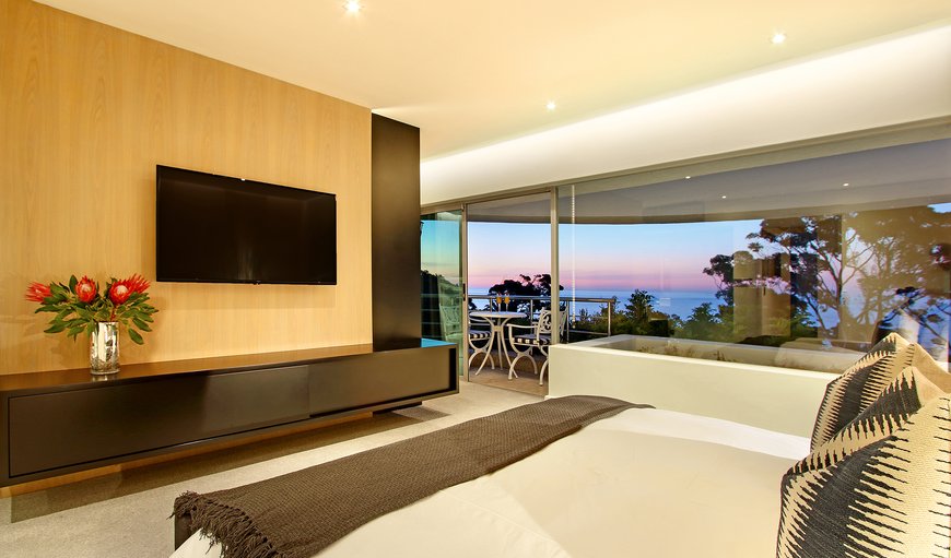 The Villa: Luxury Bedroom