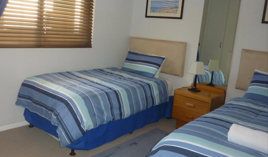 Majorca Self-Catering Two Bedroom: Bed