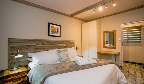 Luxury Double Room: Double Room - Bedroom