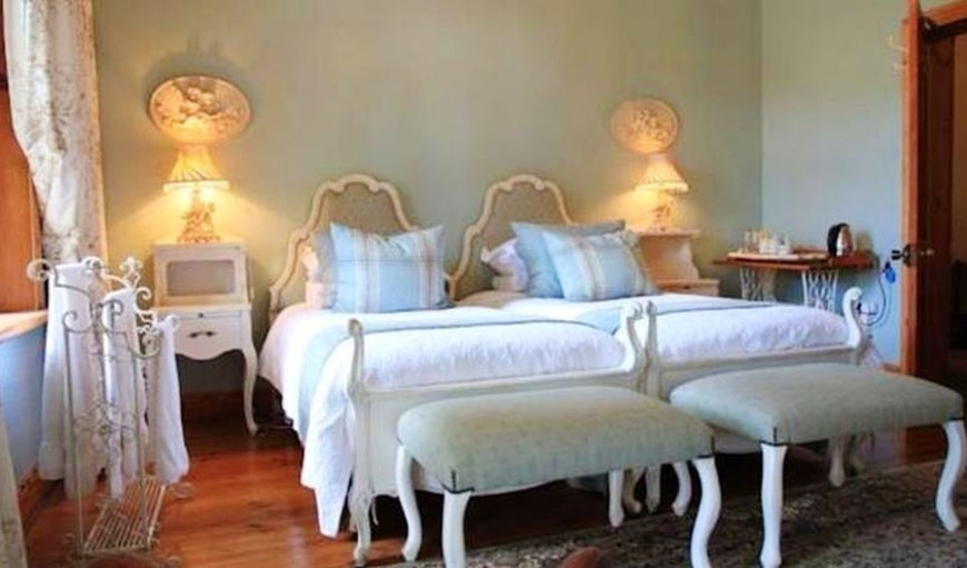 French Room (Twin): French Room (Twin) - Bedroom with extra large single beds
