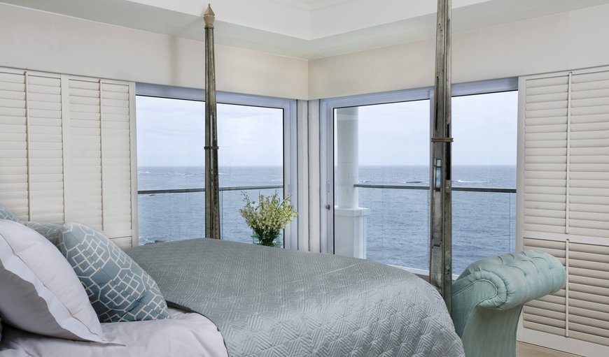 One Bedroom Sea Facing Suite photo 27